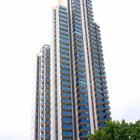 Apartamento Kronos Apartment *